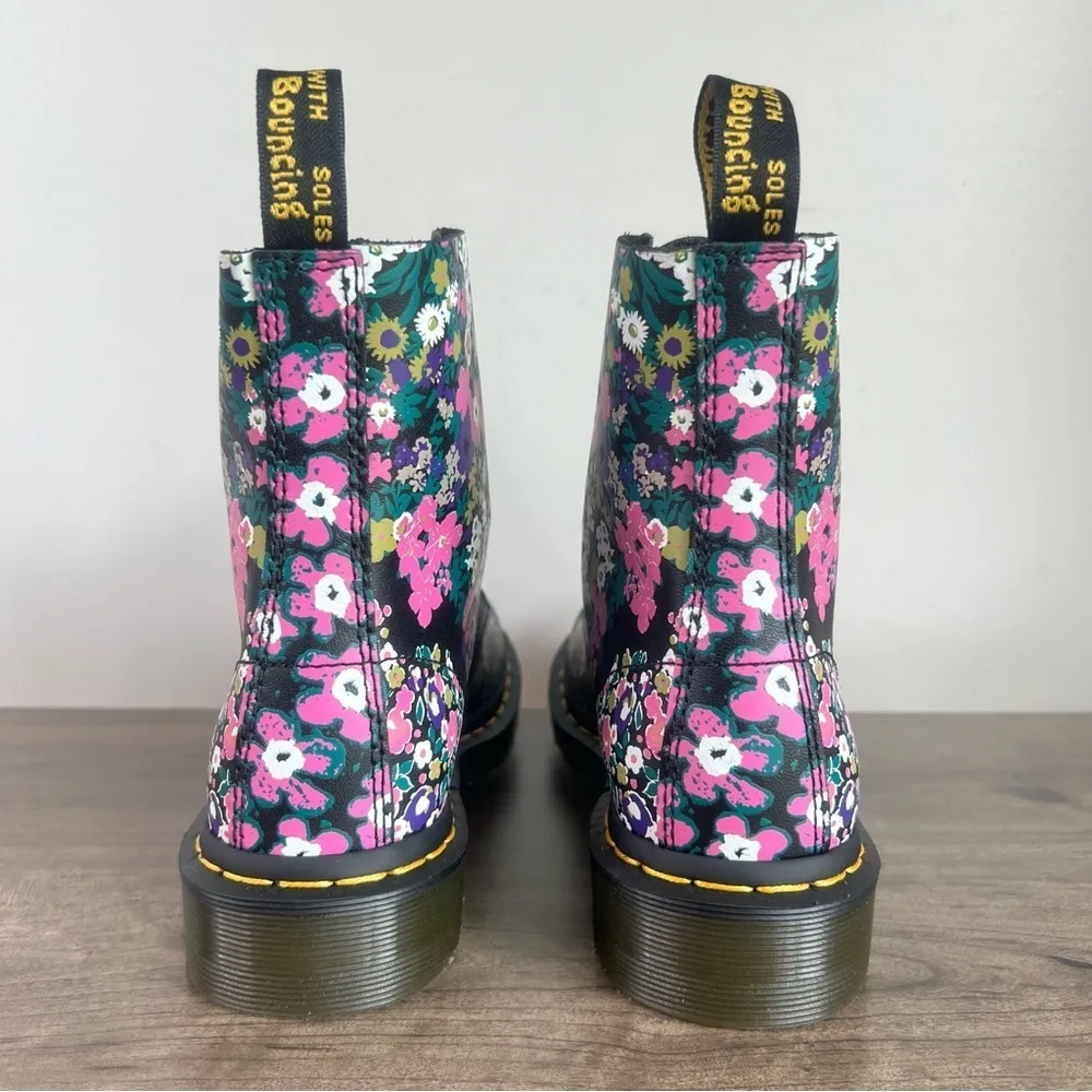 Dr. Martens 1460 Pascal Black Floral Women's Boot Size 7 #896 - Image 4