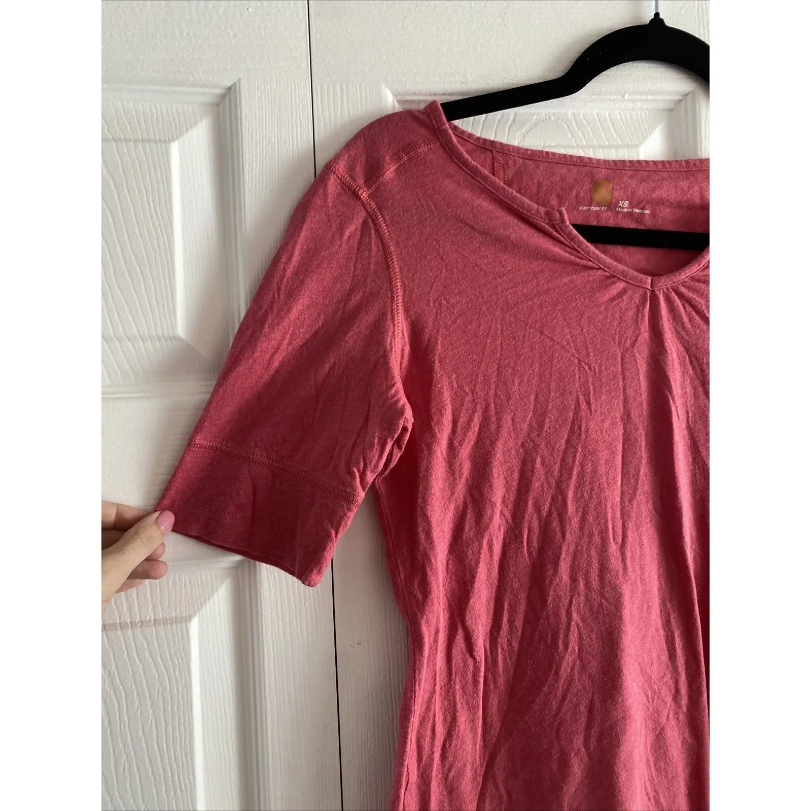 Carhartt Women's‎ XS Pink Top V Neck Top Work Shirt Chore Barn 4H - Image 4