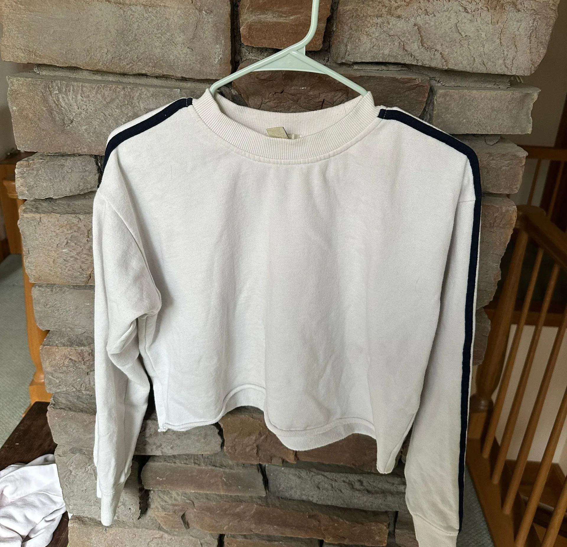 White Cropped Crew Neck Sweatshirt - Image 9
