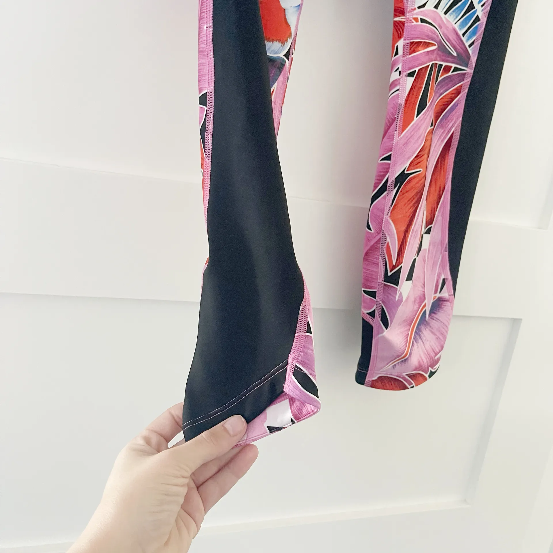 Nike 7/8 Tropical Leggings - Image 5