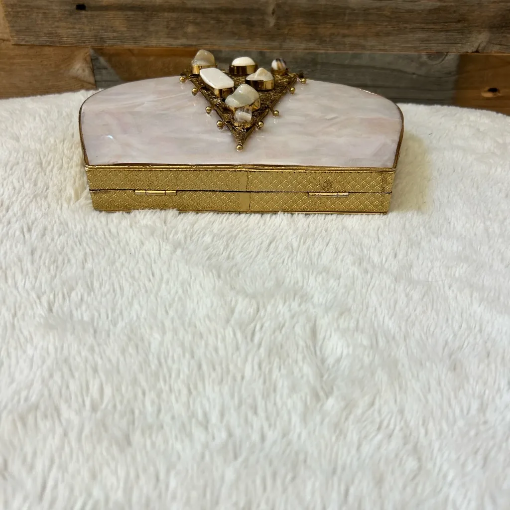 Ramla La Perle Mother of Pearl Brass Gold Clutch with Chain New! - Image 7