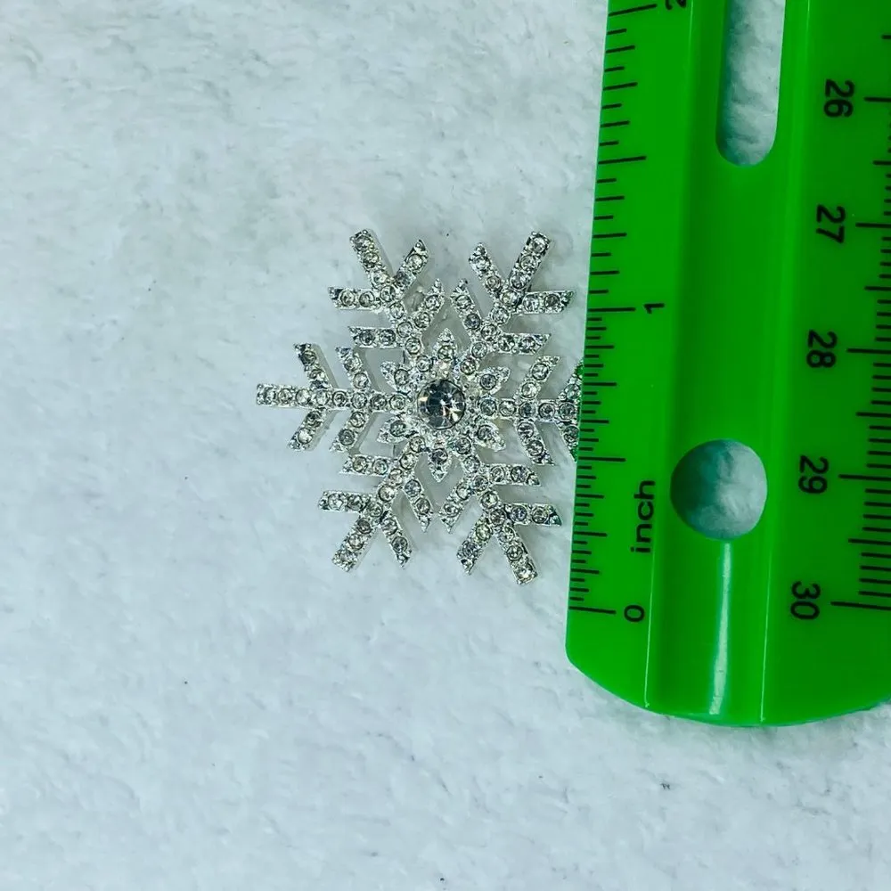 Silver Color Clear Rhinestone Snowflake Jewelry Pin Brooch Winter Christmas Wear - Image 10