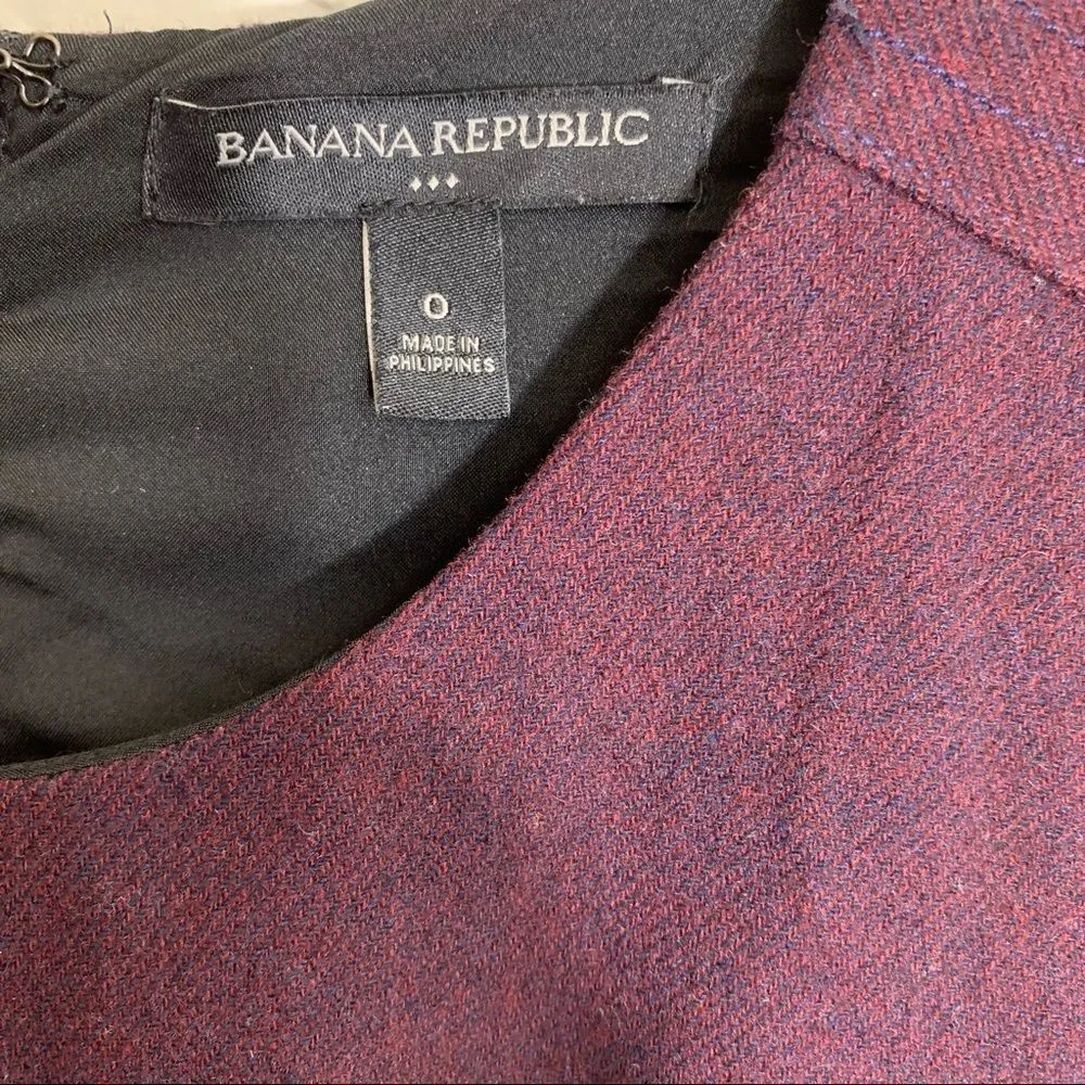 Banana Republic‎ Dark Maroon Sleeveless Dress - Image 3