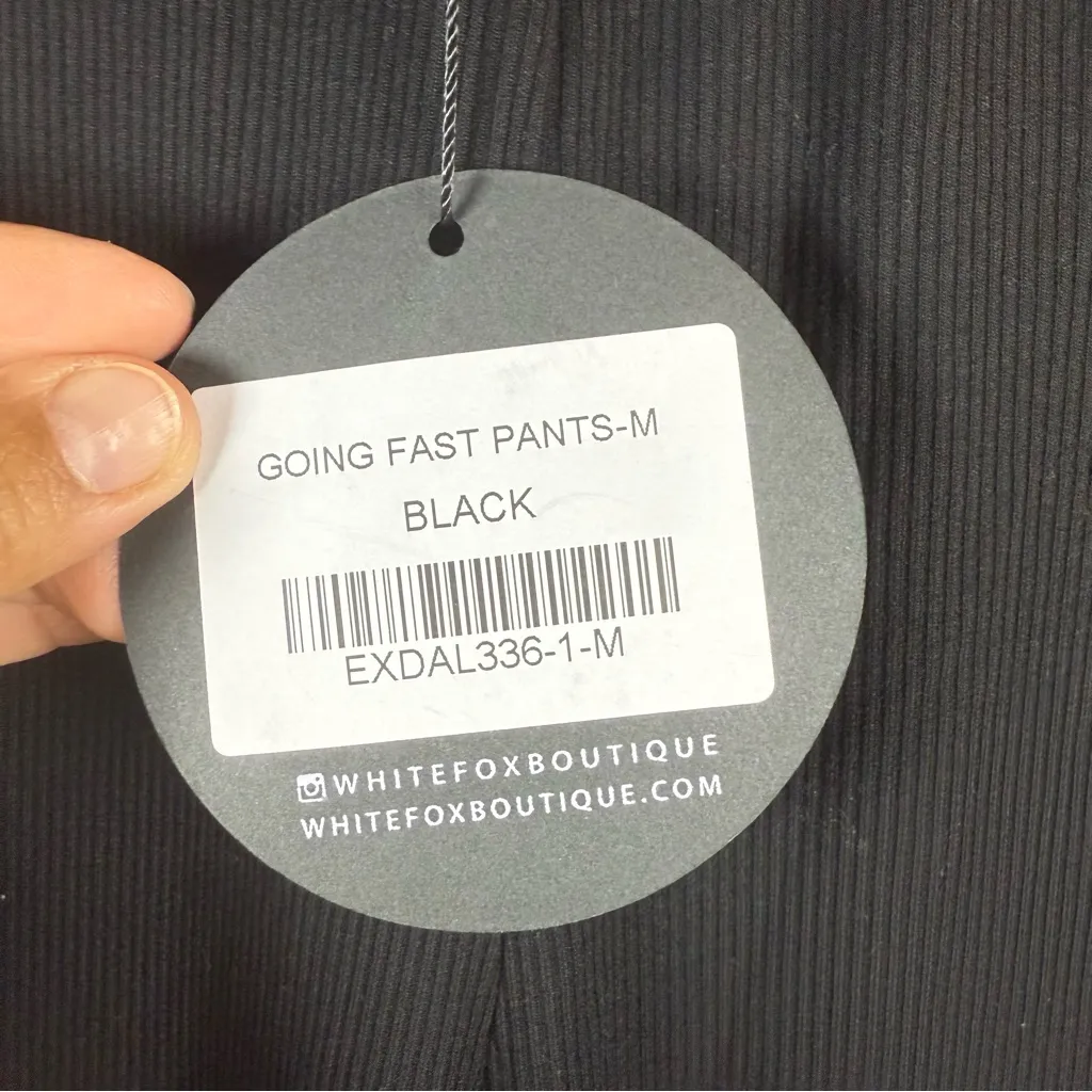 White Fox Boutique going Fast pants SZ:M - Image 9