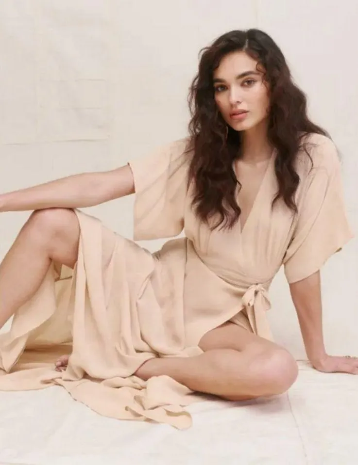 💕REFORMATION💕 Winslow Dress ~ Champagne XS NWOT - Image 9