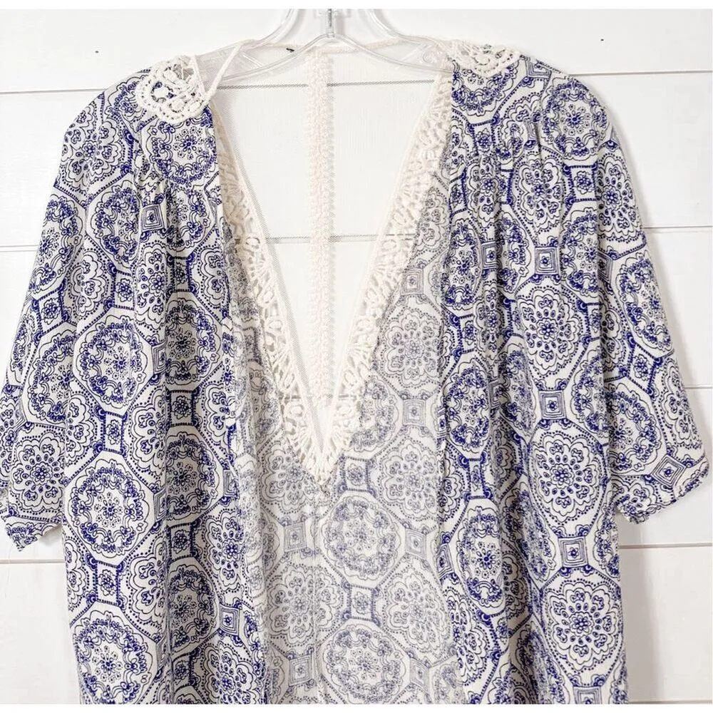 Stitch Fix Women's Geometric Print Open Front Cape Lace Back Kimono Blue White X - Image 2