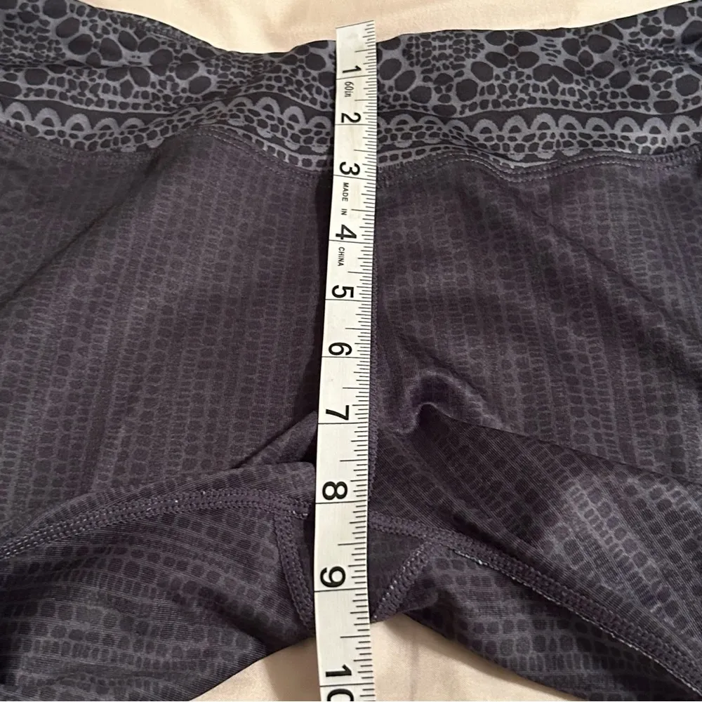 PrAna Women’s Med Black Limbo Printed Roxanne 7/8 Active Legging Geometric - Image 9