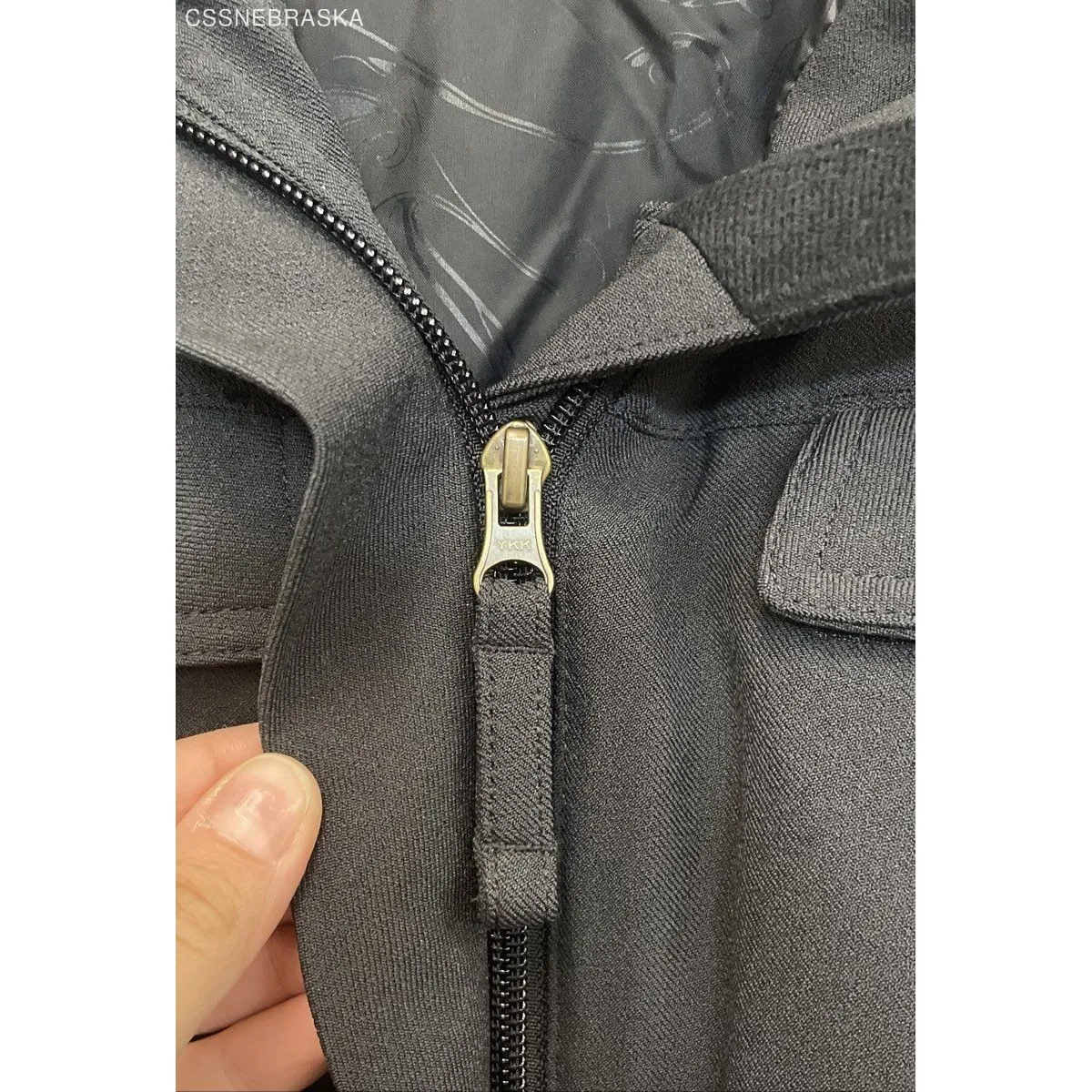 Columbia Dark Gray Women's Titanium Outdoor Jacket - Size Xl - Image 6