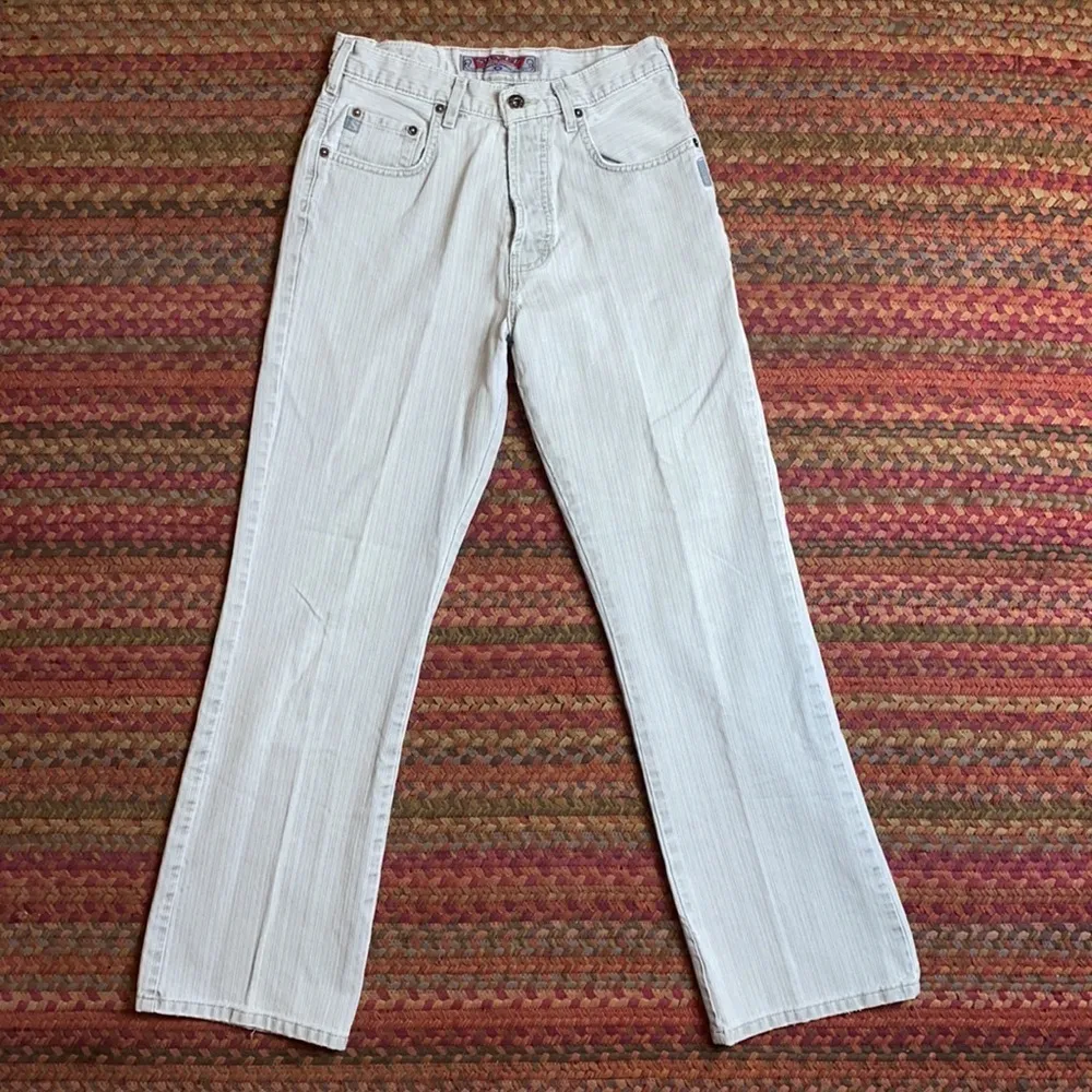 VINTAGE SILVER PINSTRIPE WESTERN COWBOY BOOTCUT JEANS Gray Size 26 - Image 3
