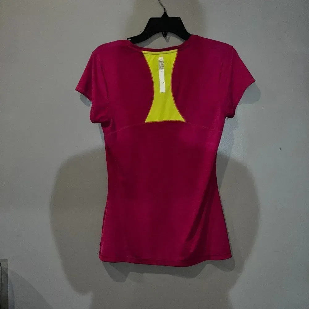 Under‎ Armour Running Shirt Size Small - Image 2