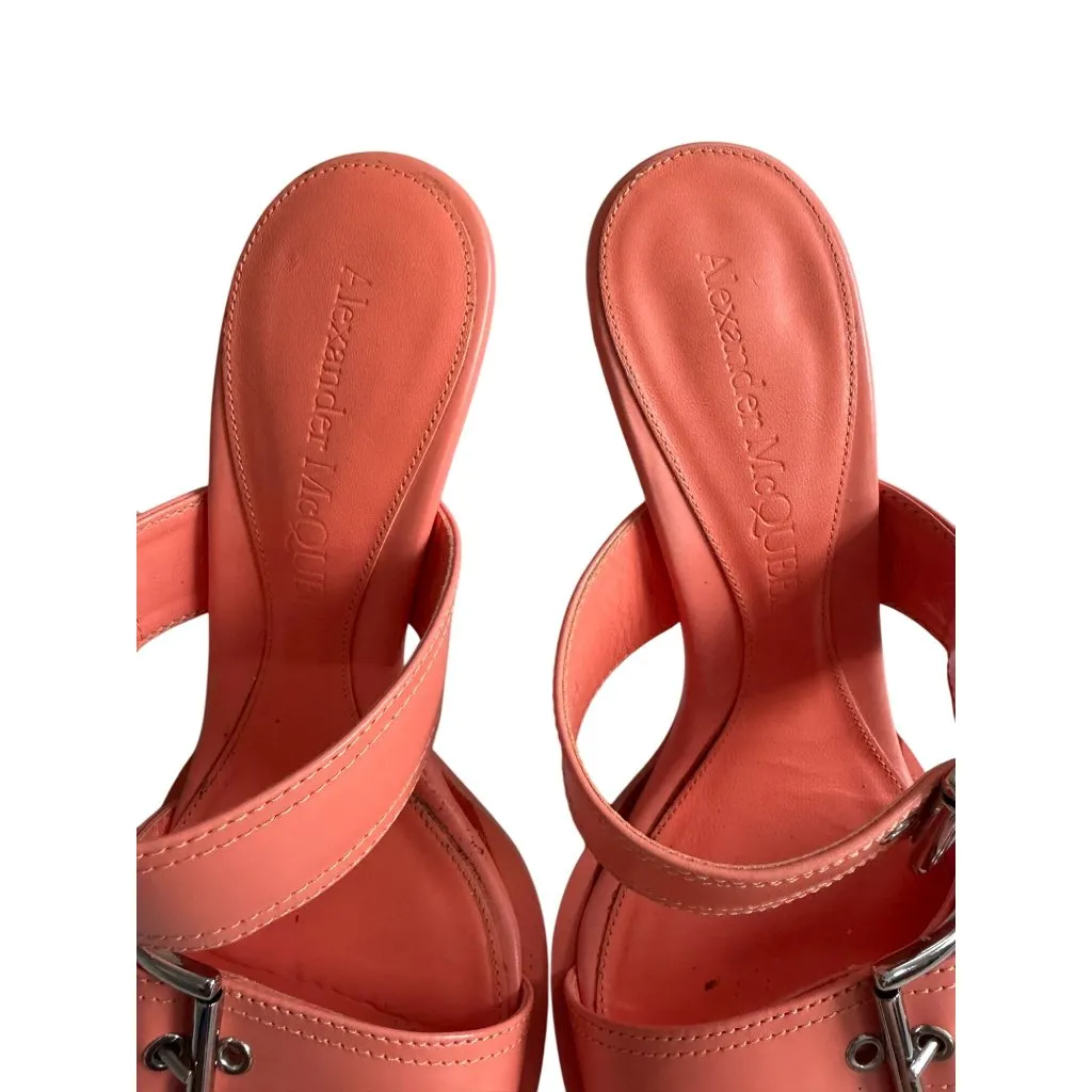 ALEXANDER MCQUEEN Boxcar 100mm Salmon Pink Si Leather Buckle Sandals Heels Size - Image 9