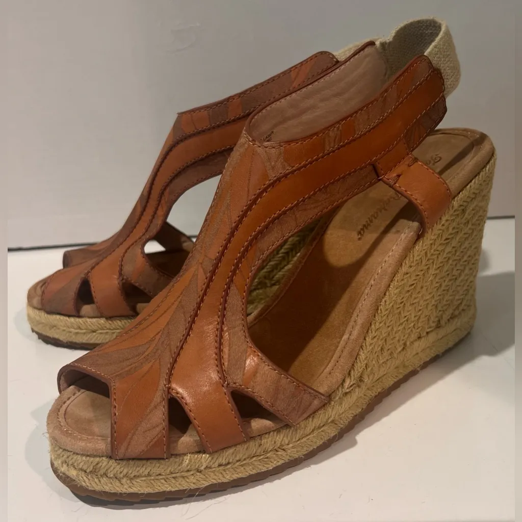 Tommy Bahama Reanna Laser-Etched‎ Leather Wedge Sandals Espadrilles Size 8.5 - Image 10