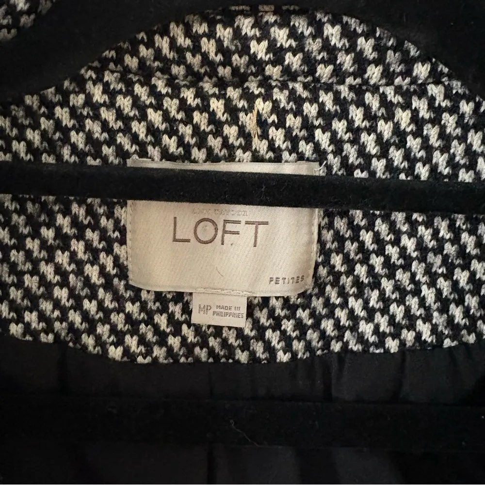 Ann Taylor LOFT herringbone double breasted short wool blend peacoat Sz MP - Image 5