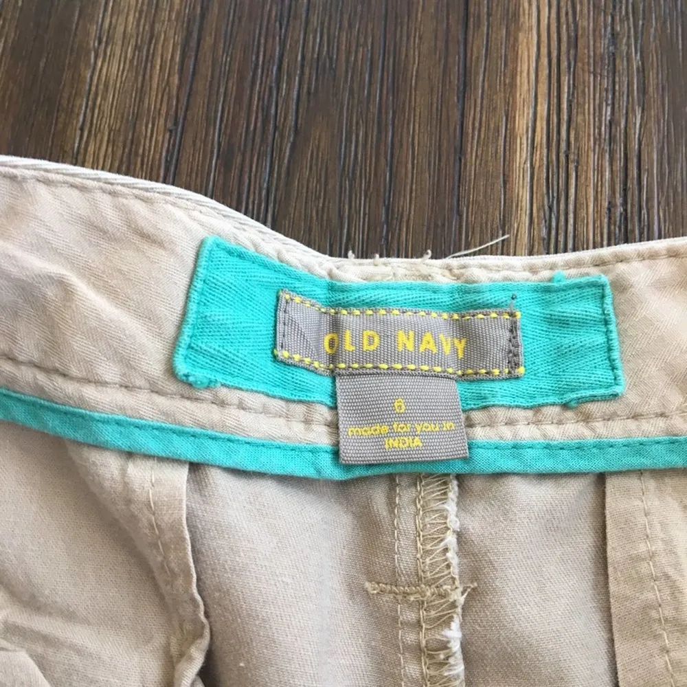 Old Navy Khaki Tan Shorts - Image 2