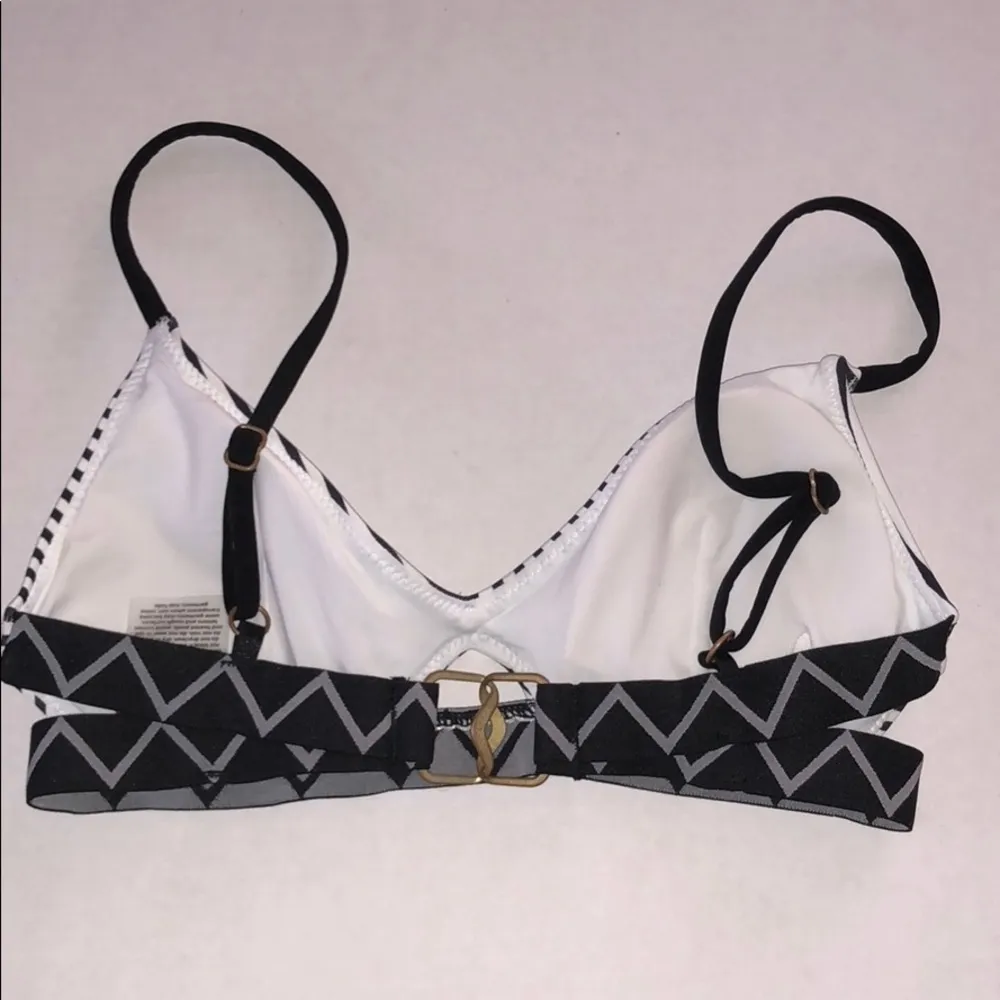 Tigerlily Ozlem Striped Bikini Top‎ nwot - Image 6