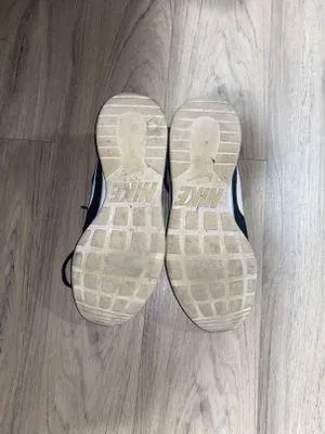 Running Shoes - Image 4