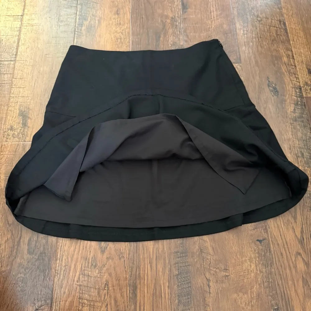 ANN TAYLOR black skirt suit, blazer size 10P, skirt size 12P - Image 12