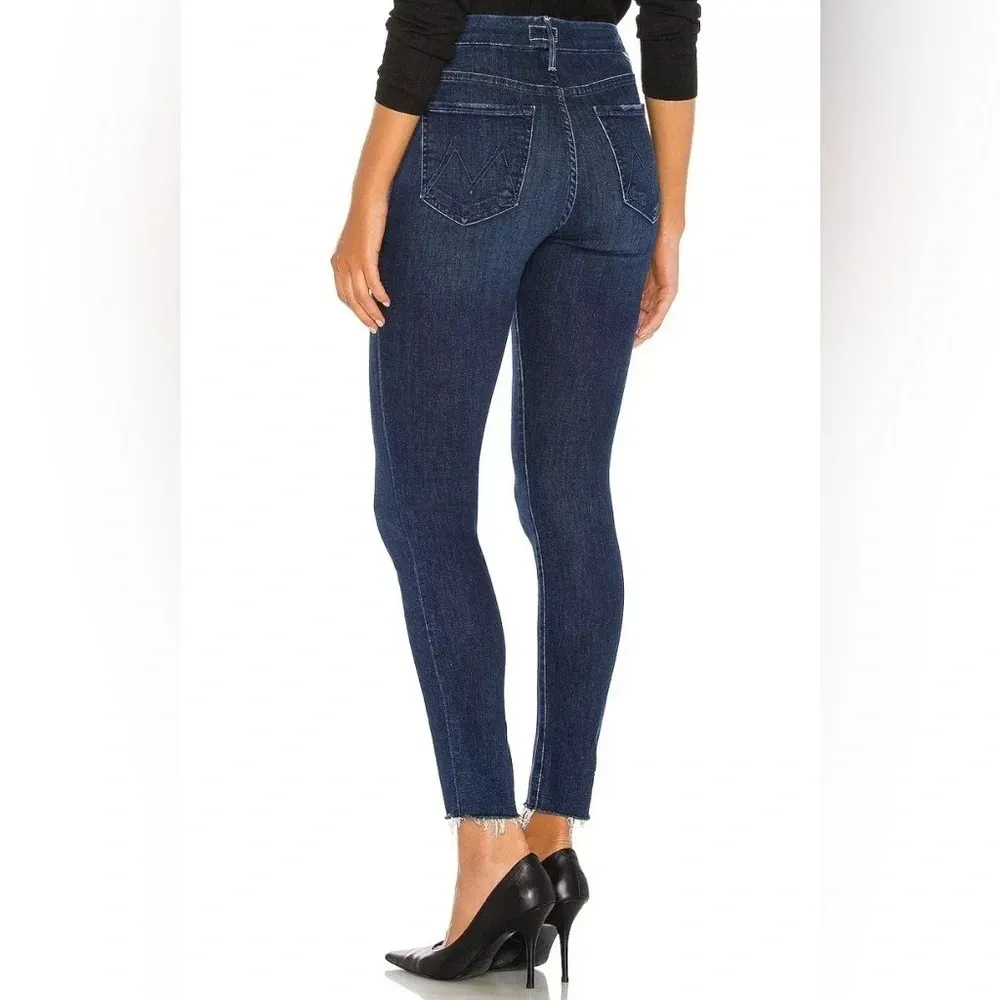 Mother Looker Ankle Fray Skinny Jeans invitation only size 26 Blue - Image 2