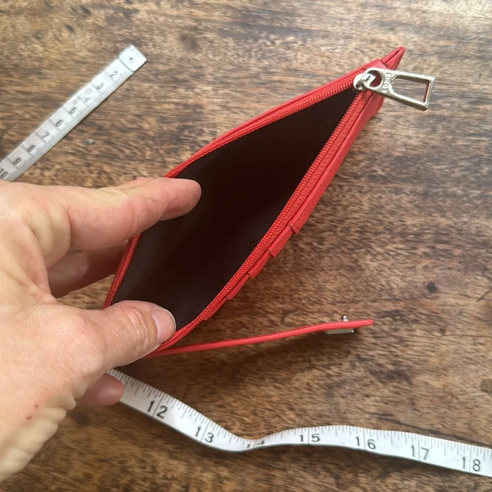 LODIS Under Lock & Key RFID Leather Card Wallet Red Clutch Women's 3x7.5. - Image 9