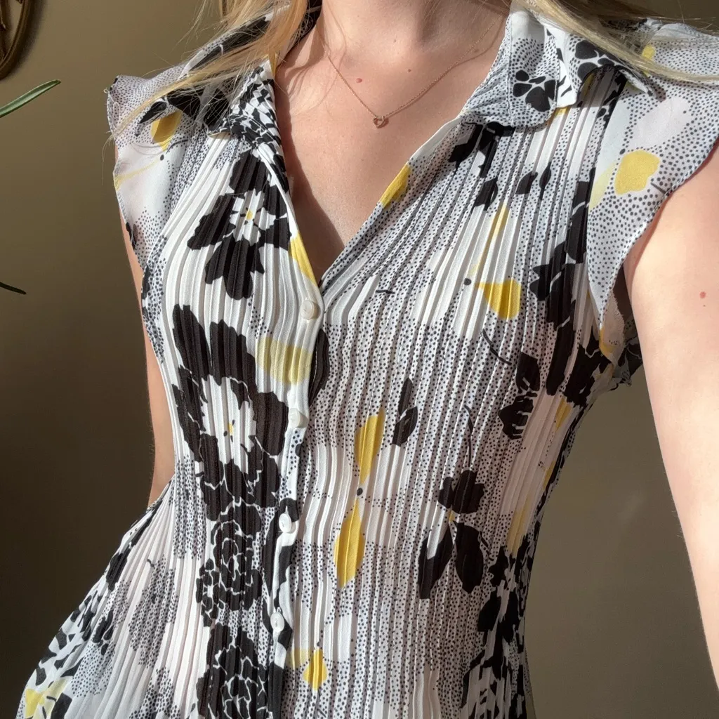 Allison Taylor  Button Up Blouse - Image 6