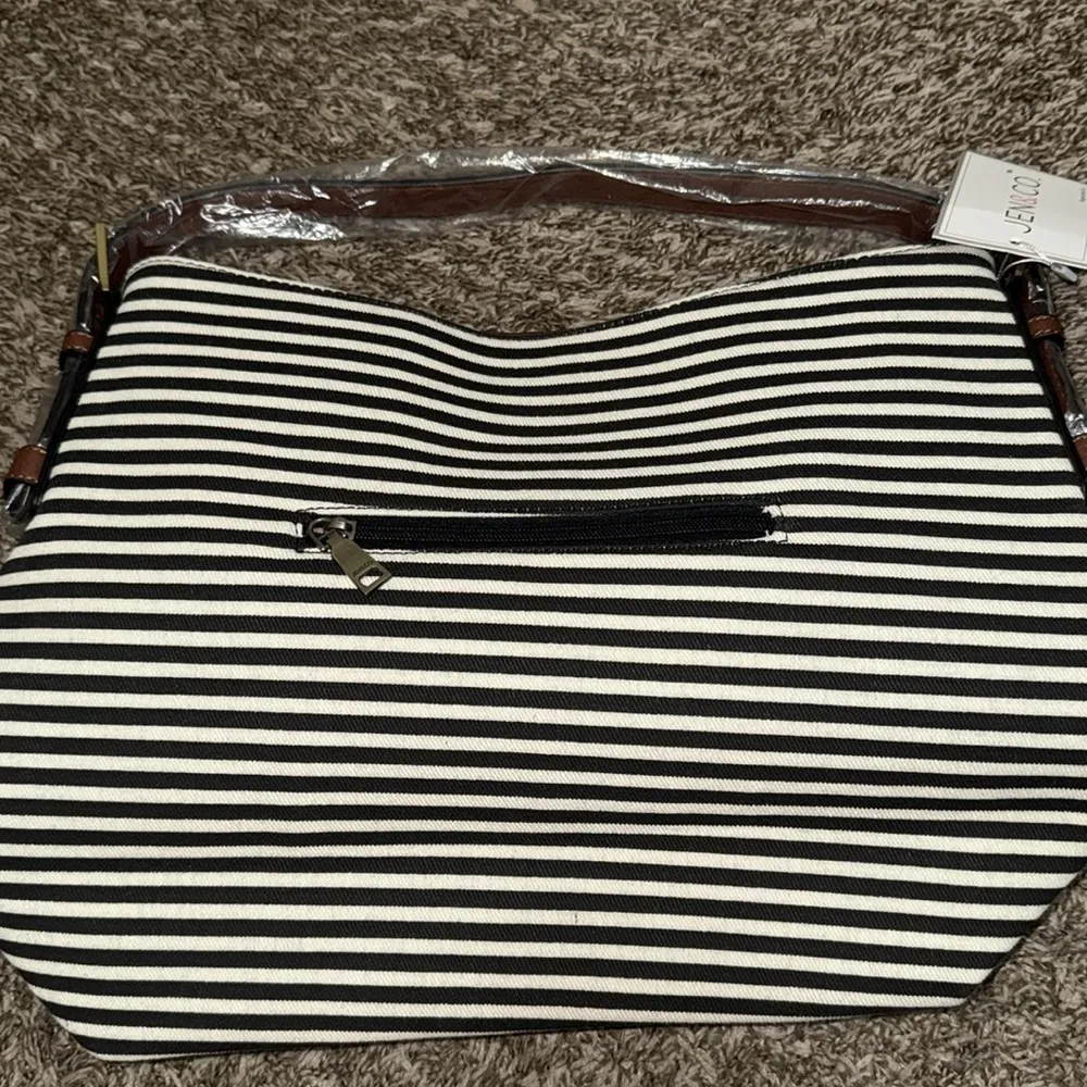 Jen & CO. NWT Striped Women's Bag embroidered Black - Image 10