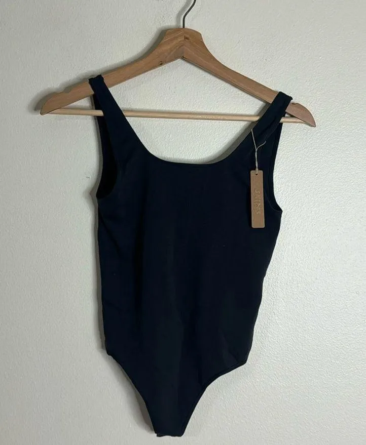Skims soft smoothing seamless thong bodysuit in color eclipse size small nwt - Image 2