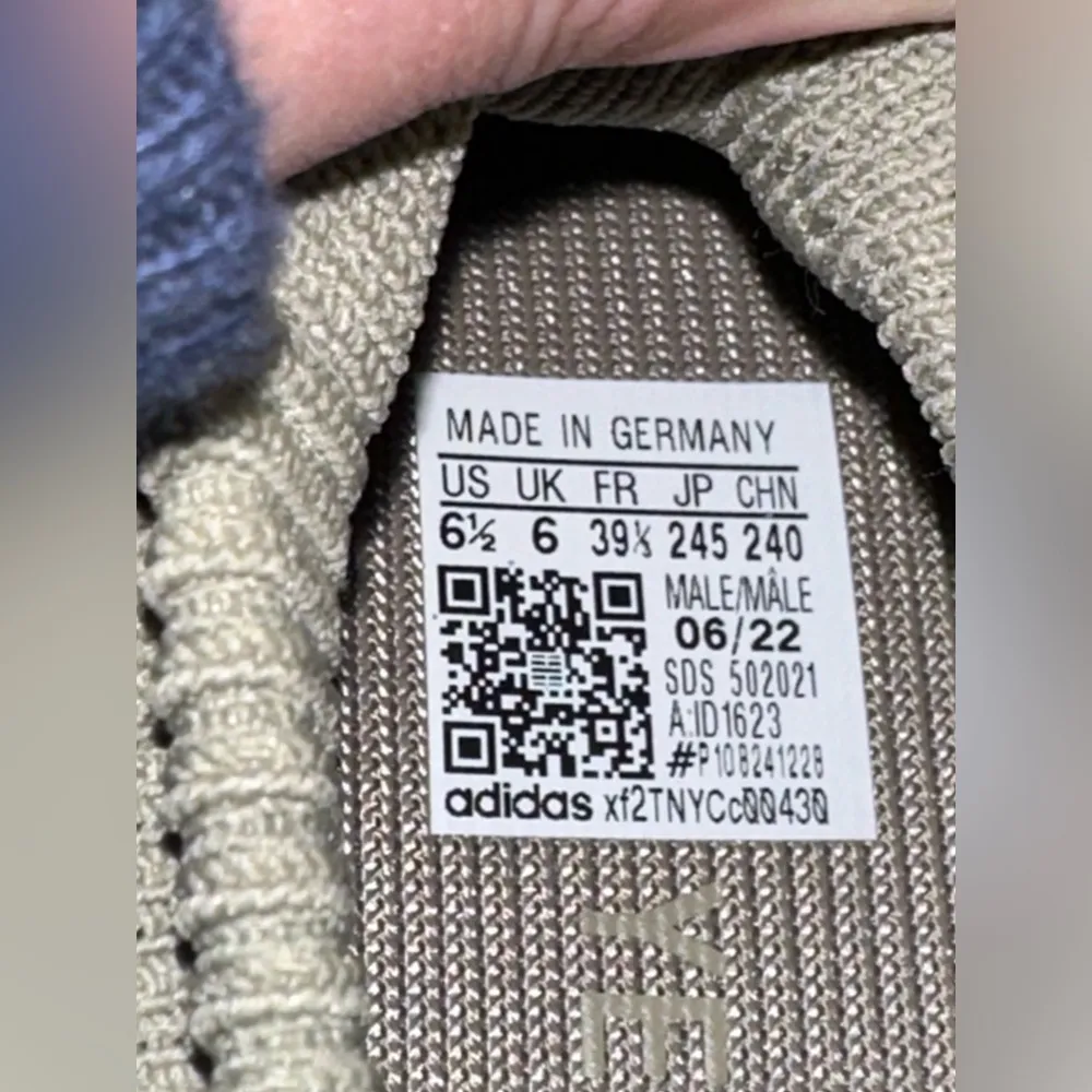 NIB Yeezy 450 'Stone Flax' size 6.5 - Image 14