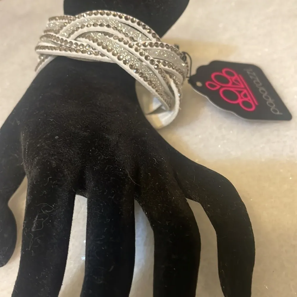 Paparazzi bracelet white urban bracelet girls do it better fashion jewelry New - Image 5