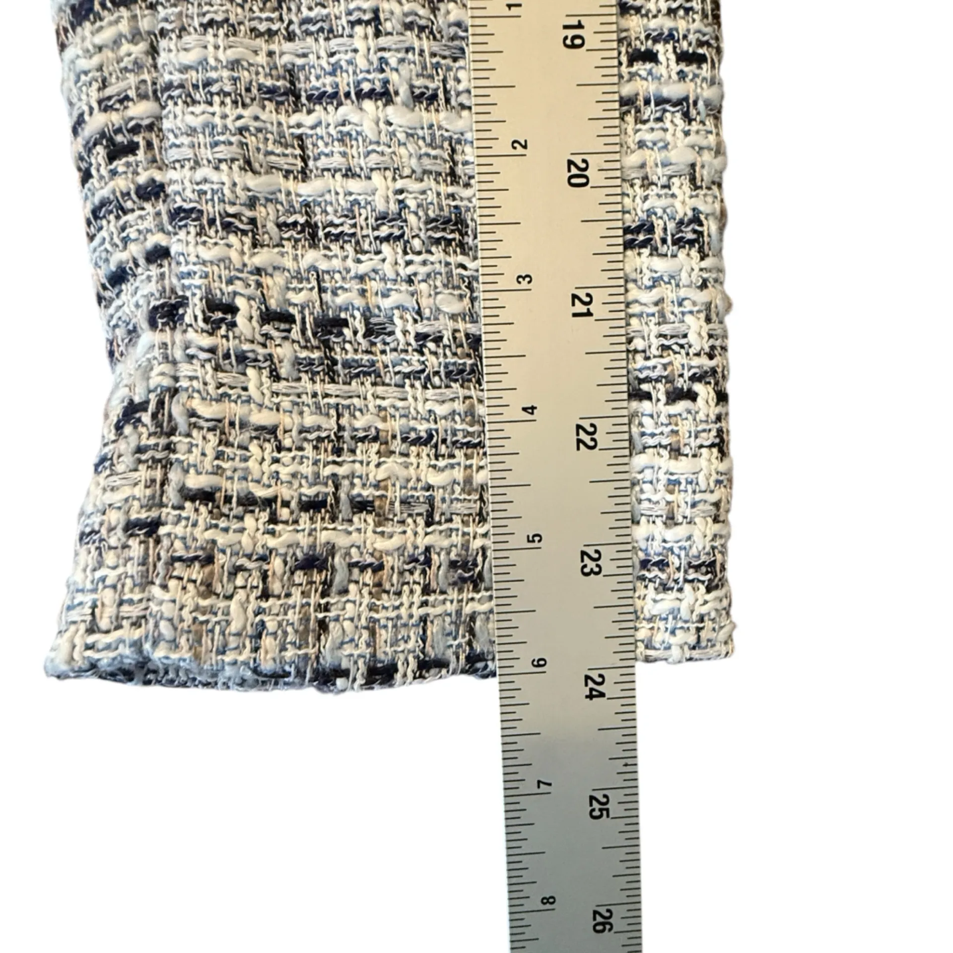 Karl Lagerfeld Women’s Tweed Blazer Size 10 - Image 12