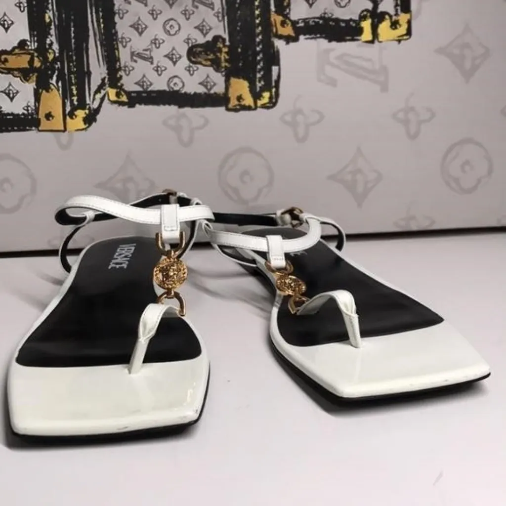 New Authentic Versace Designer Square-Toe Patent Leather T-Strap Sandals - Image 3