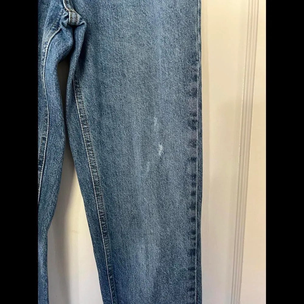 Urban Outfitters BDG h high Rise Mom Jeans size 24 - Image 5