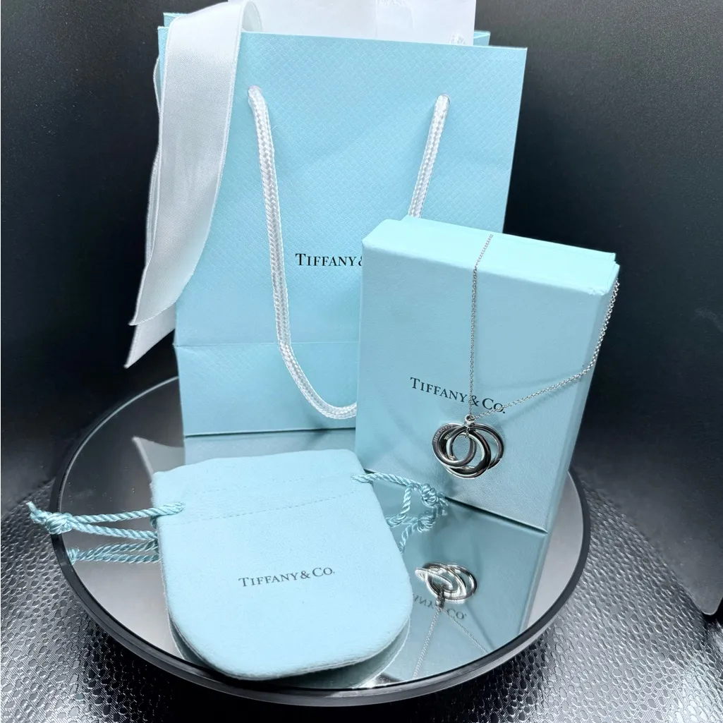 Tiffany & Co. 1837 Interlocking Circles Necklace Rubedo Rose Gold and Silver - Image 4