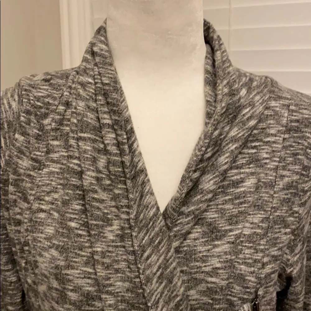 Evereve Le Lis Cozy Gray Sweatshirt Jacket Sz S - Image 2