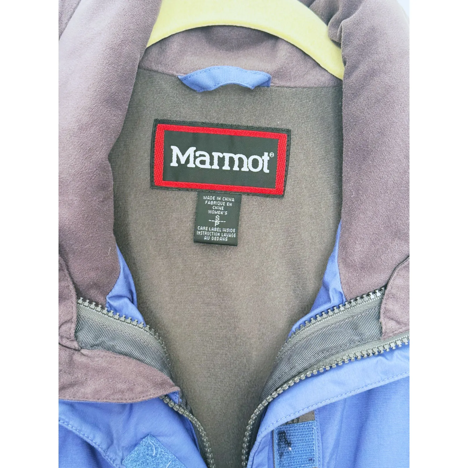 Marmot Blue Hooded Softshell Ski Jacket Size Small - Image 4
