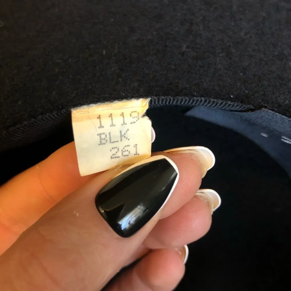 Women’s Black 100% Wool Sonni San Francisco Hat Size S - Image 9