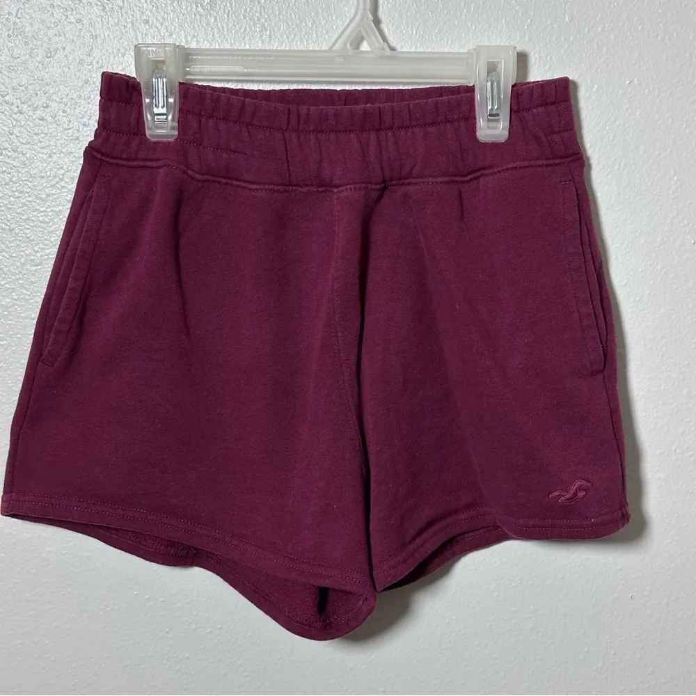 Hollister Women Red Ultra High-Rise Sweat Shorts size XS - Image 2