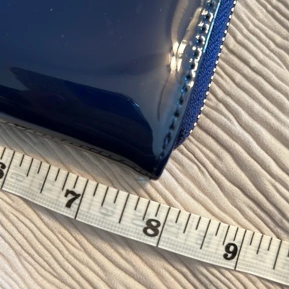NWOT Blue clutch purse‎ wallet with a strap - Image 5