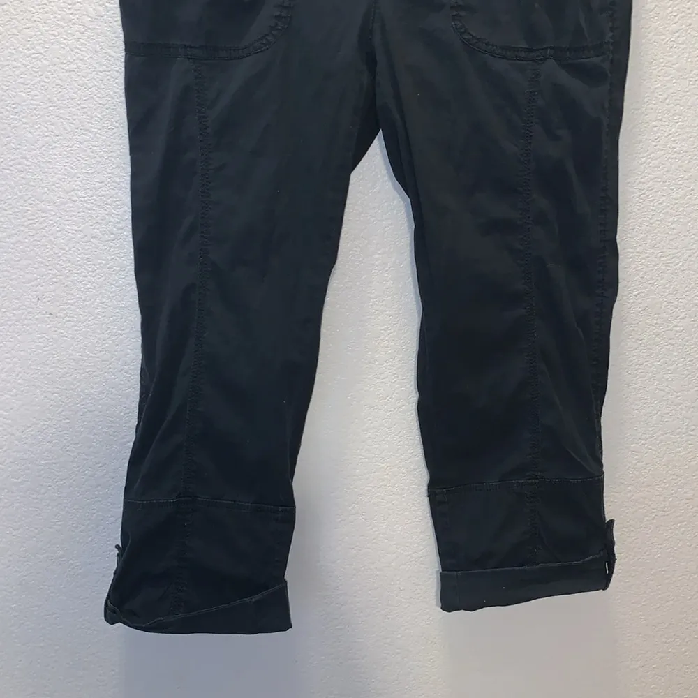 DKNY Active Black Casual Capri Cargo Pants - Image 3