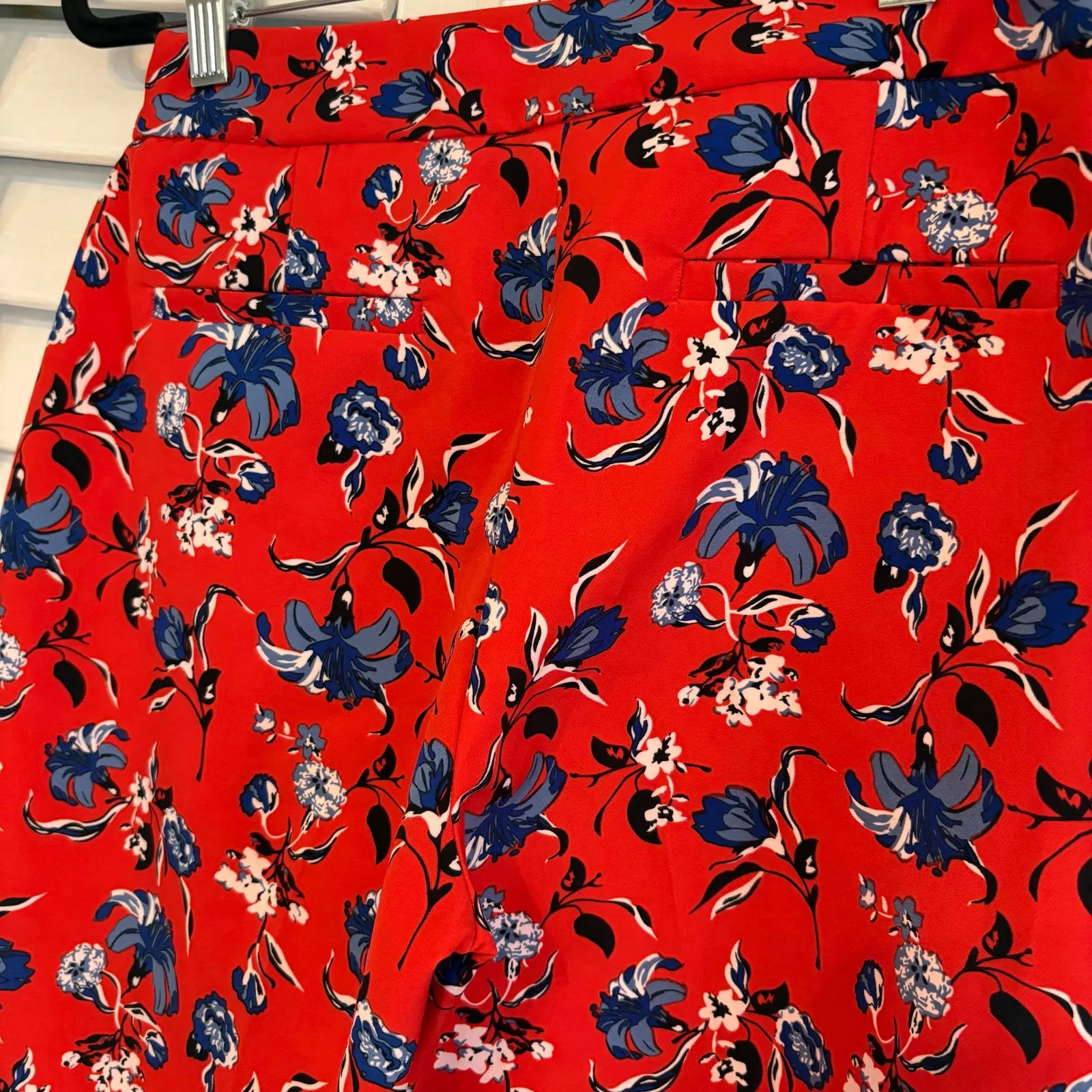 Cynthia Rowley Red Floral Dress Pants Size 6‎ - Image 4