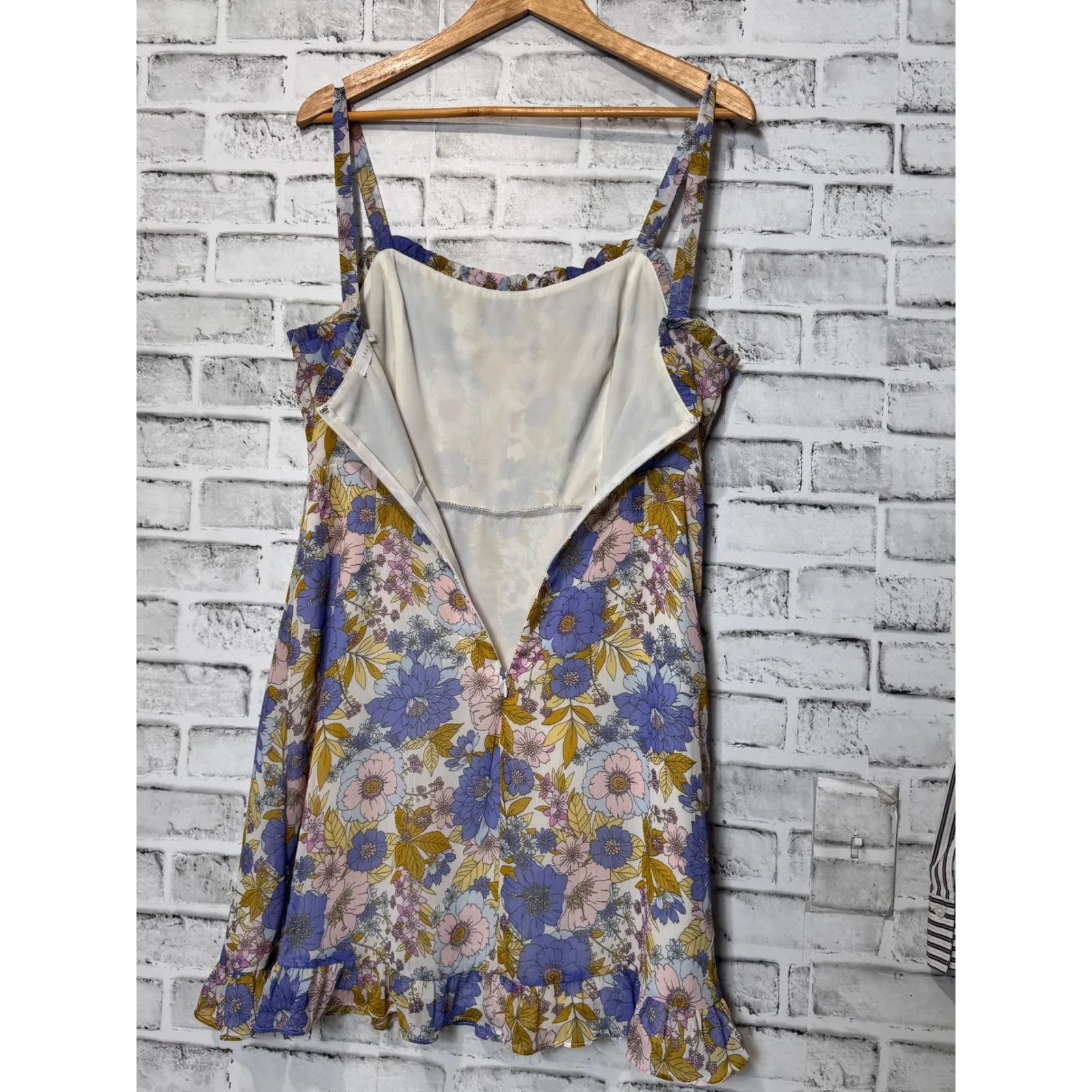 LUSH Floral Print Ruffle Mini Dress Lavender Blue Pink Yellow Size L - Image 3