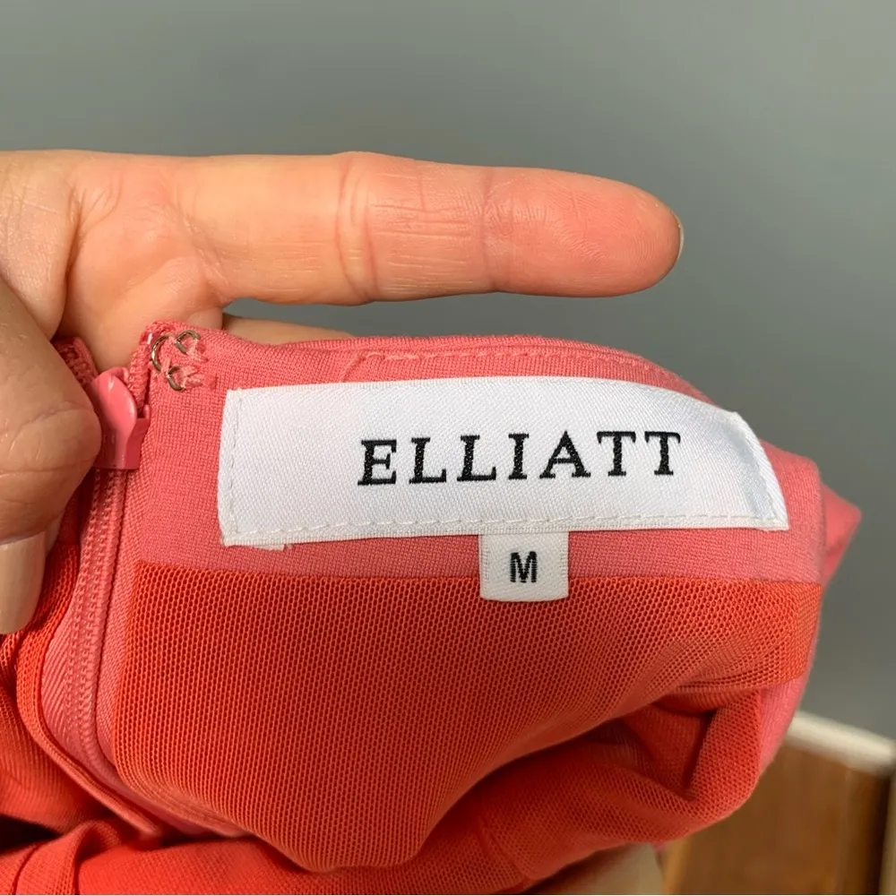 ELLIATT Glasshouse Bodycon Sleeveless Dress in Pink Crepe Size M - Image 11