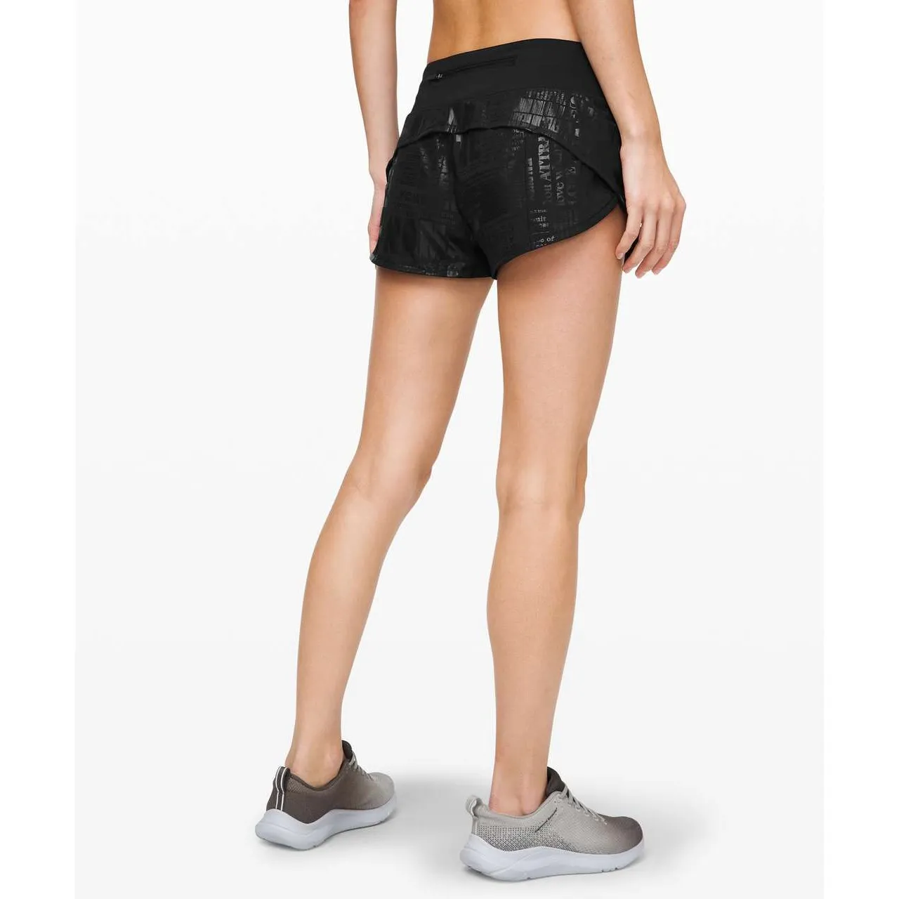 Lululemon  Speed Up Short 2.5" Manifesto Size 6 - Image 2
