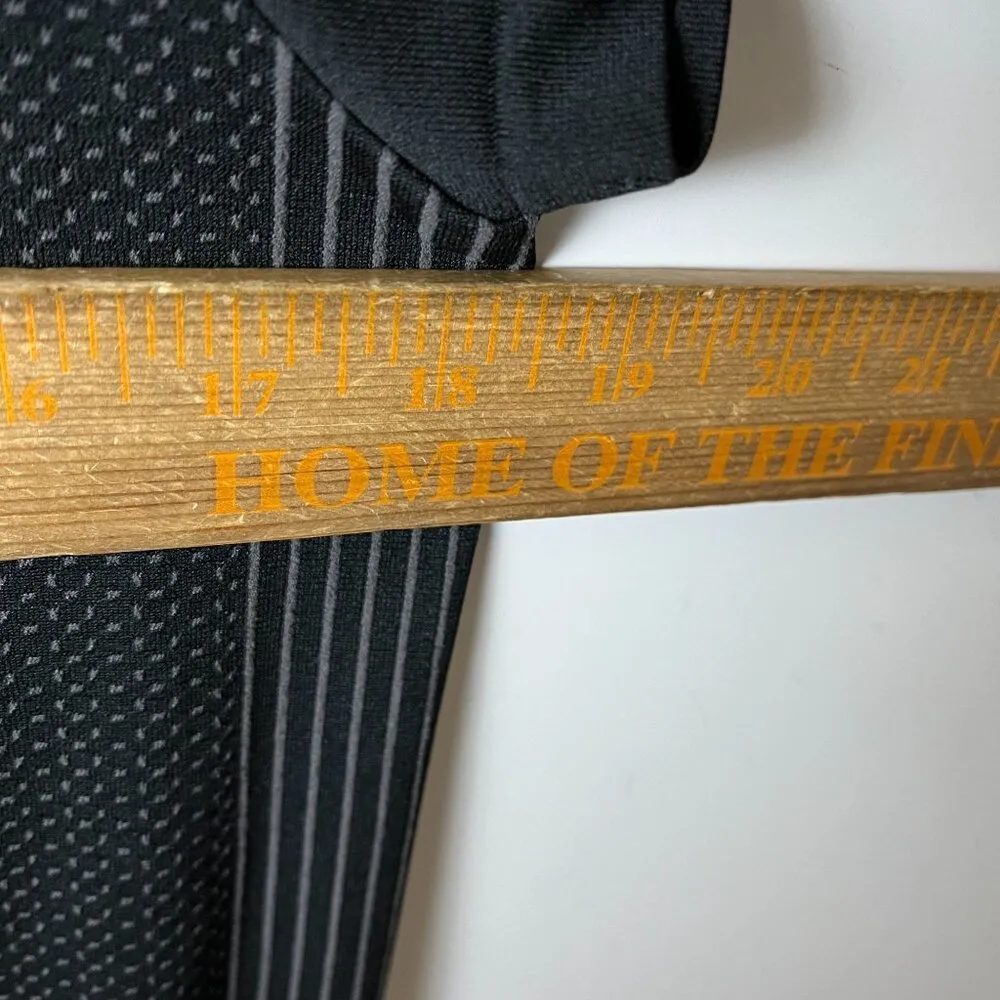 Nike Dri-Fit T Shirt Womens Black Medium M Sportswear Athletic Minimal Plain Tee - Image 5