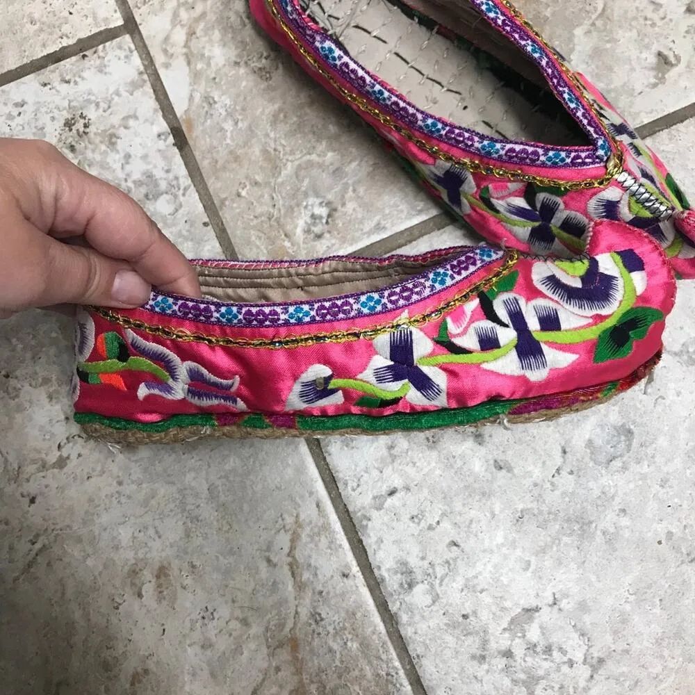 Handmade Chinese Ethnic Folk Dance Shoes Size 6 - Image 2