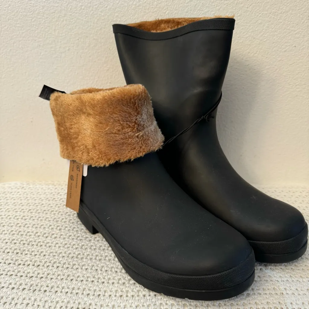 Chooka Women’s Delridge Black Waterproof Rain Boots Size 10W Mid Calf – New - Image 1