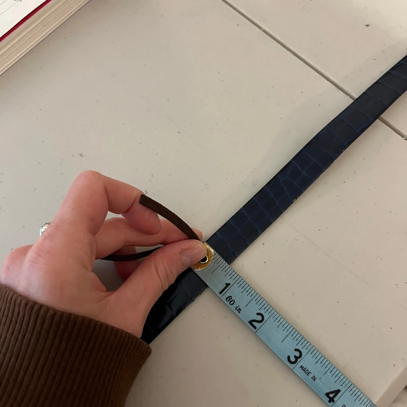 Vintage 90s Midnight Blue Vegan Leather Silver Hook Buckle Belt Size XS - Image 5