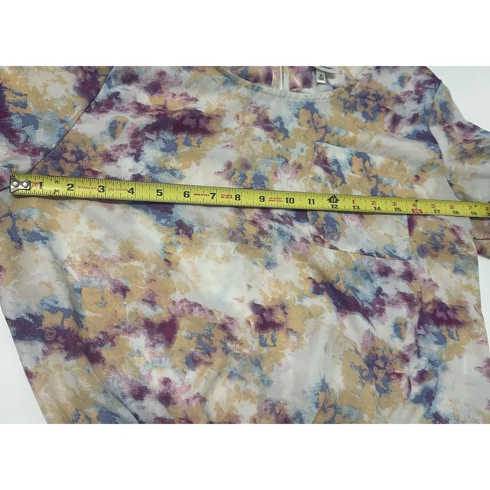 Self Esteem Blouse Size M Multicolor puff sleeves tie bottom - Image 5