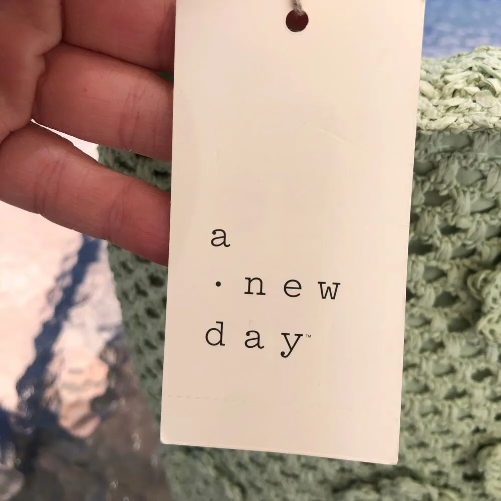 A New Day NWT Women's Green Staw Mini Floral Bucket Bag - Image 5