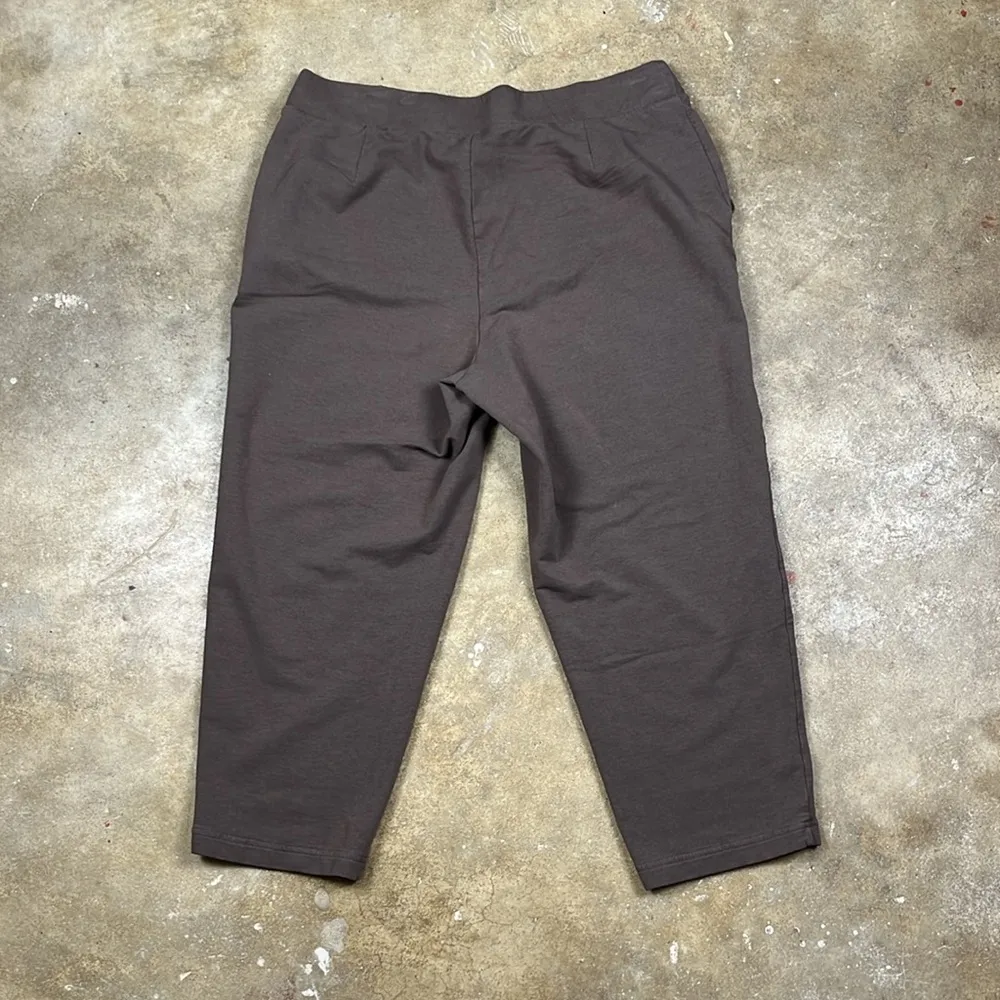 Pure Jill Slim Leg Cropped Pima cotton pant
Size: 1x Brown - Image 2