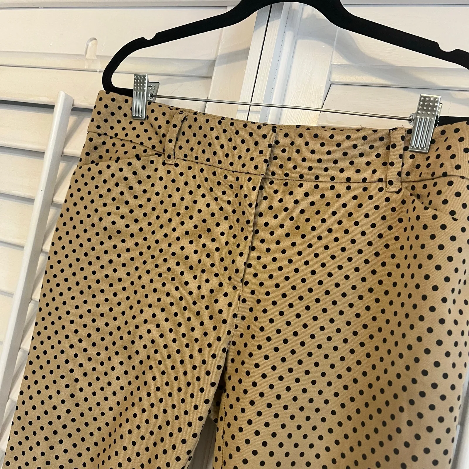New York & Company Stretch‎ Tan And Black Polka Dot Dress Pants Size 8 - Image 3